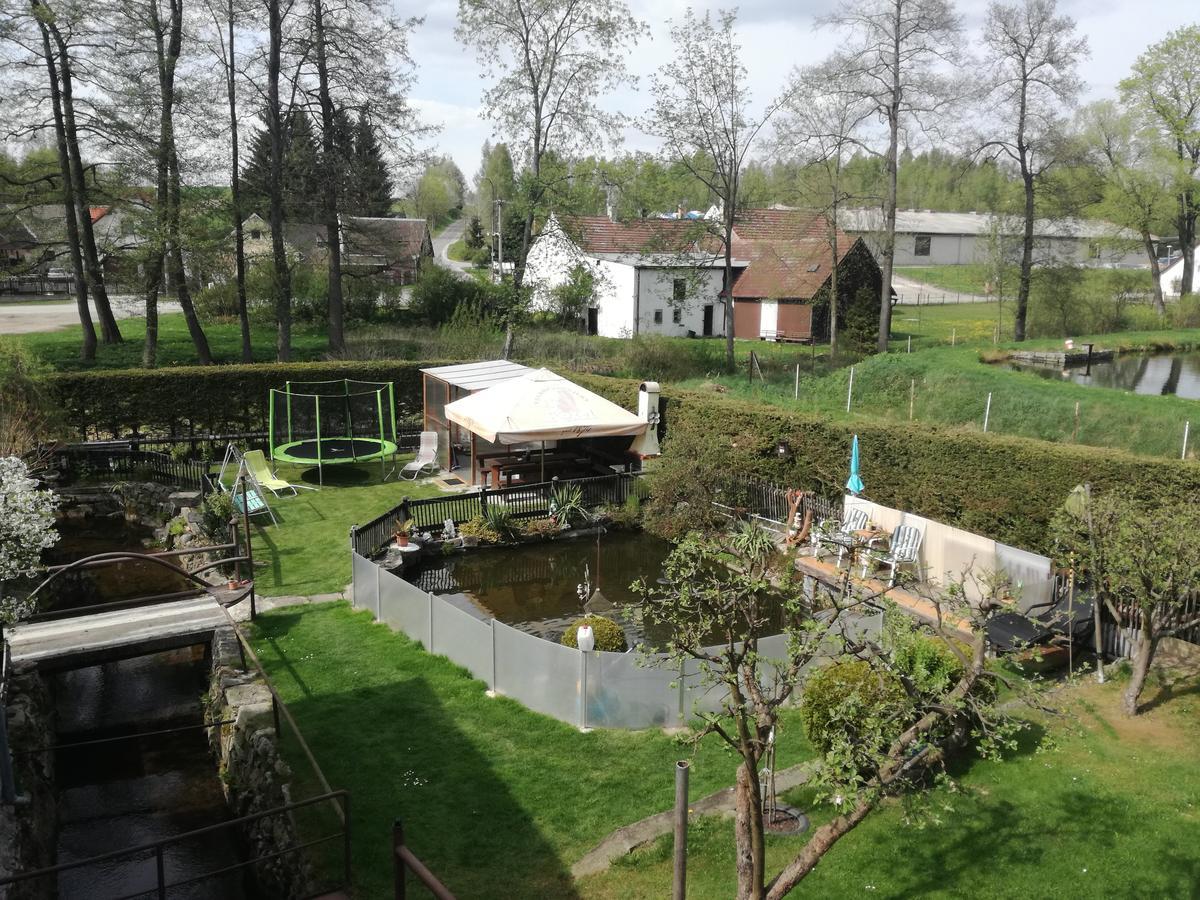 apartmán ve mlejně Nová Bystřice Exterior foto